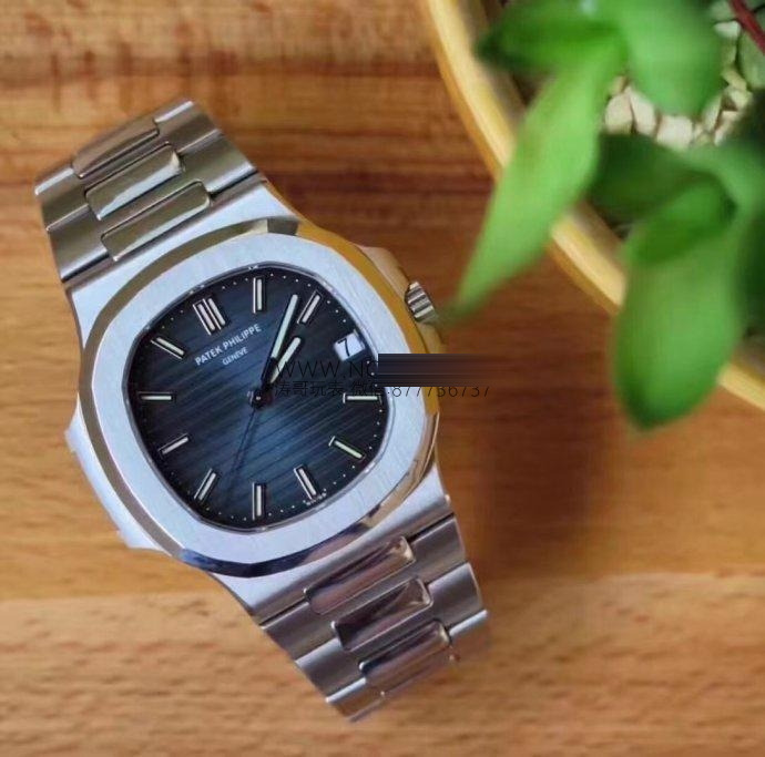 En üst versiyon PPF Factory Patek Philippe Nautilus neden PF ve MK'dan daha iyi? Wanbiao yanıtlıyorum — 1. fotoğraf