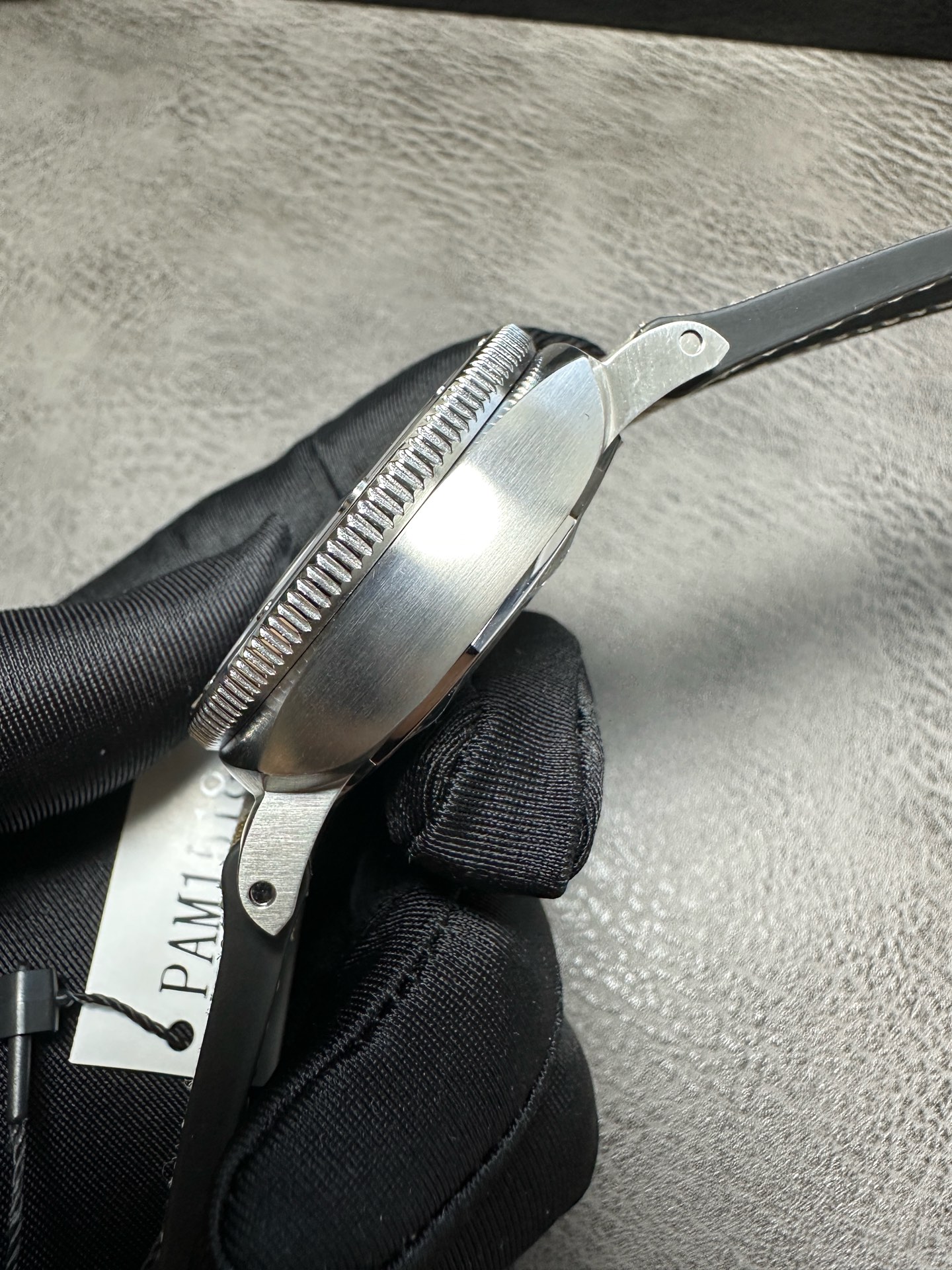 Erkeğin bileğindeki "özel kuvvetler"! Panerai PAM1518, 44 MM saat iddialı bir çıkış yapıyor — 5. fotoğraf