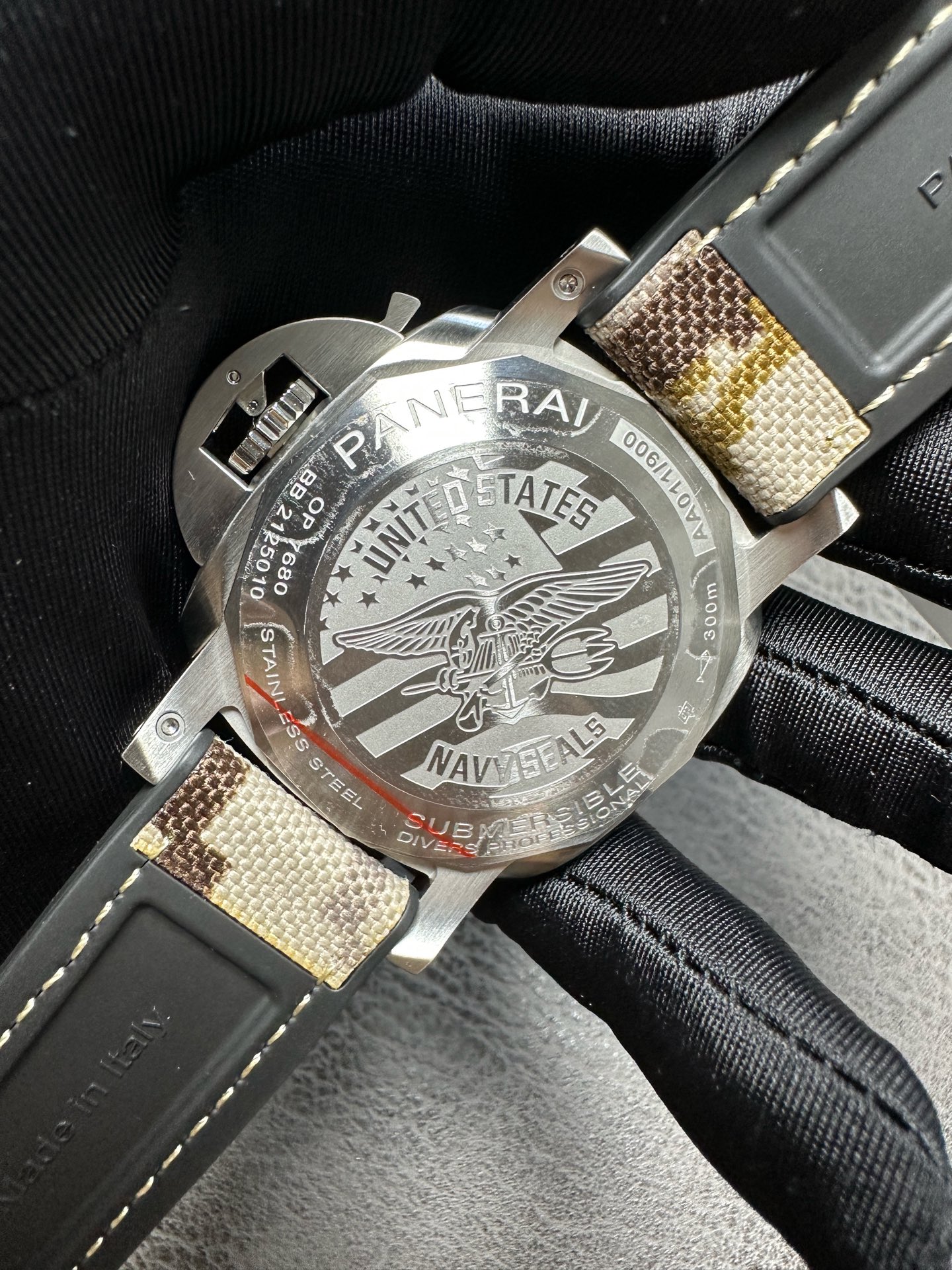Erkeğin bileğindeki "özel kuvvetler"! Panerai PAM1518, 44 MM saat iddialı bir çıkış yapıyor — 7. fotoğraf
