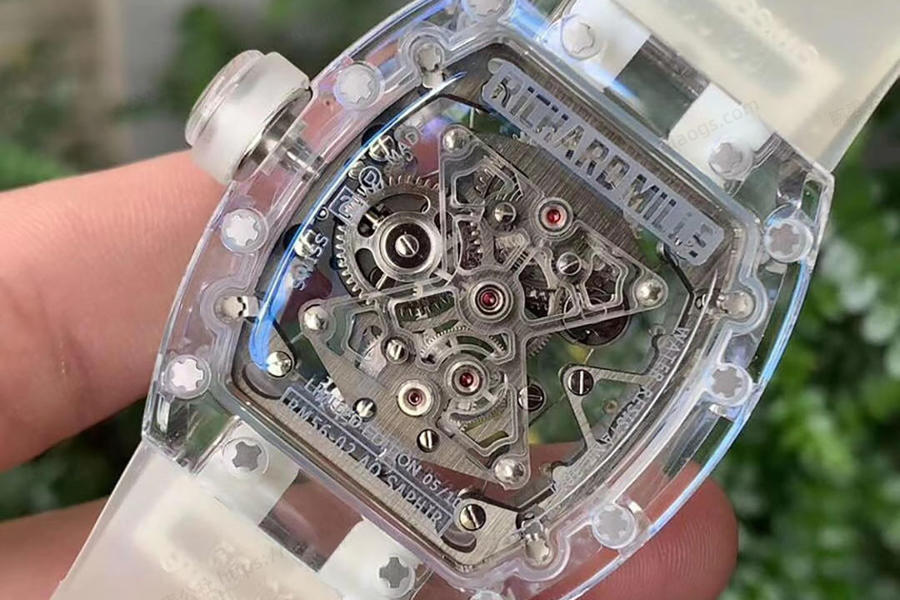 EUR Factory Richard Mille Tamamen Şeffaf Tourbillon RM056 Saat İncelemesi — 6. fotoğraf