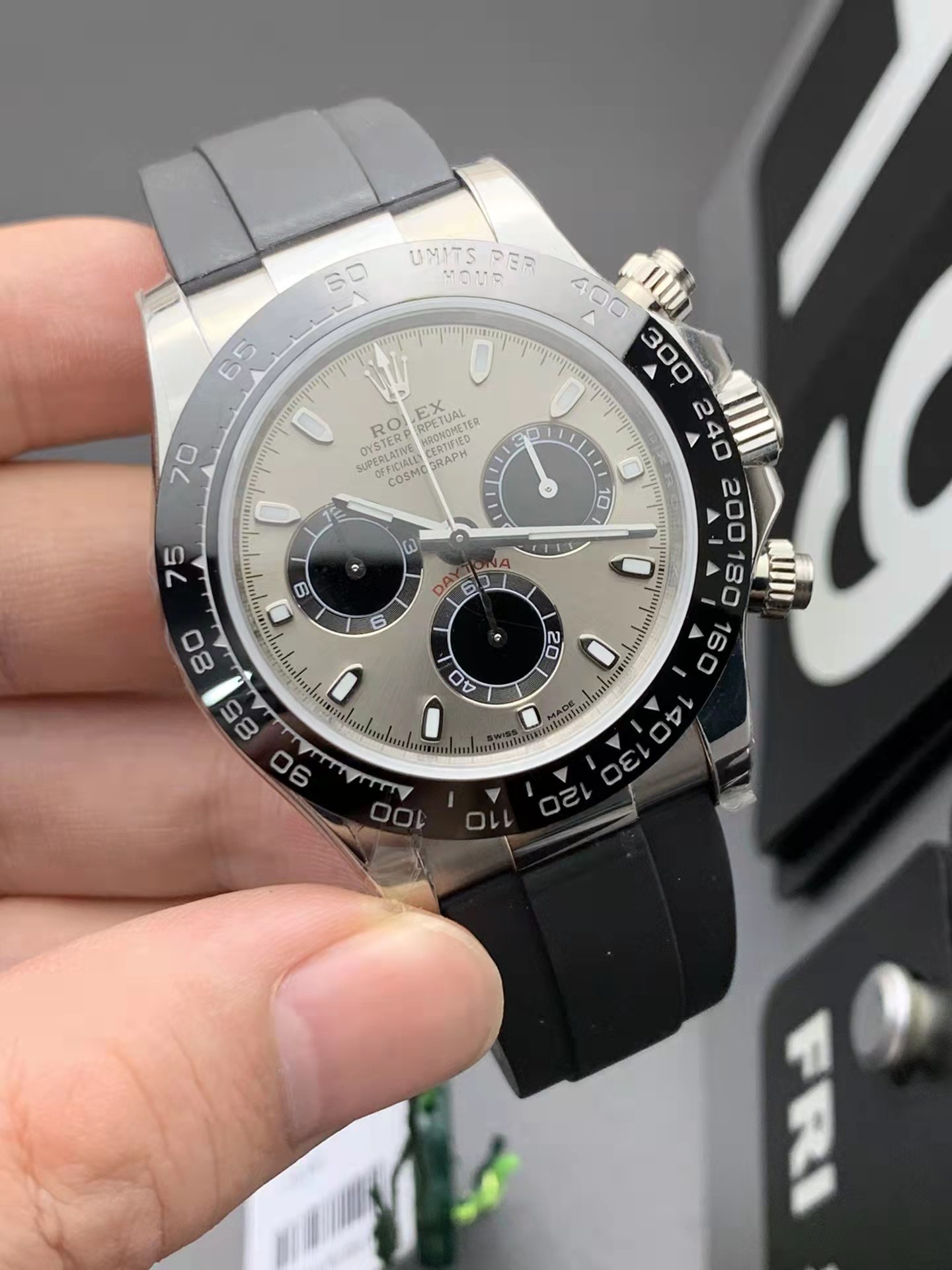 Rolex Daytona Gri Kadran