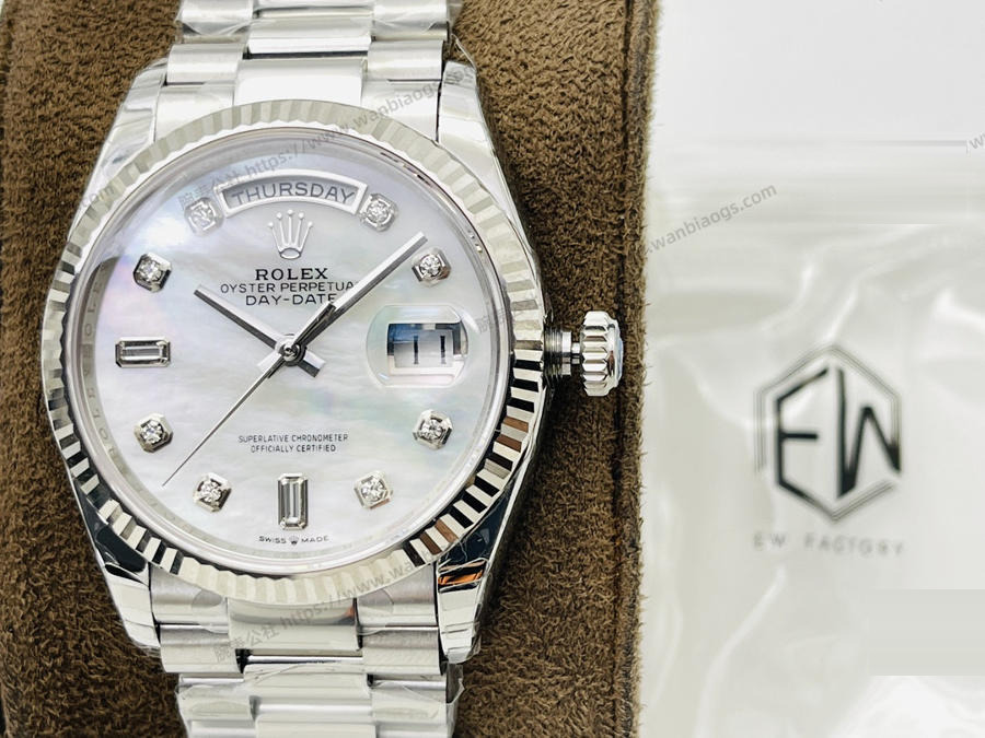 EW Factory Rolex Day-Date 40 mm 3255 mekanizmalı (beyaz kadran) saat incelemesi — 3. fotoğraf