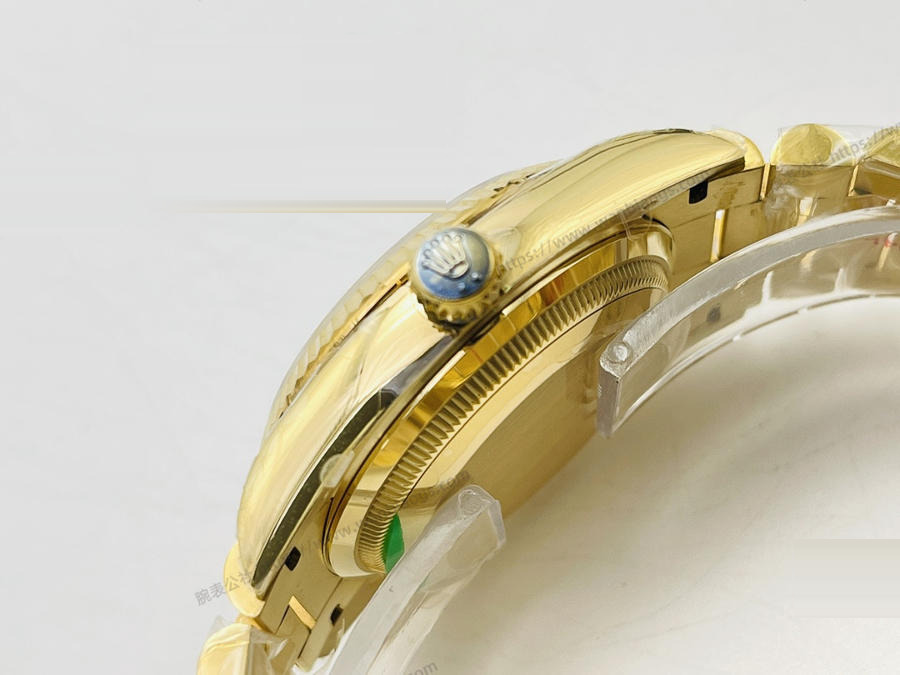 EW Factory Rolex Day-Date 40 mm serisi 3255 mekanizma (18K elmas kakmalı yeşil kadran) saat incelemesi — 5. fotoğraf