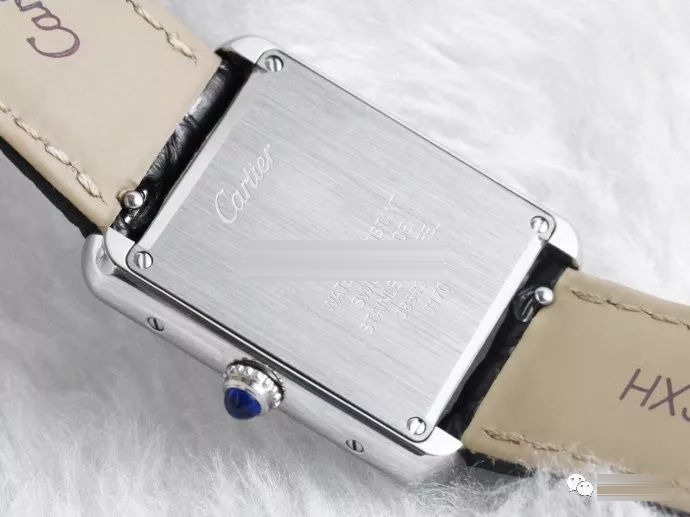 Gerçeğinden ayırt edilemeyen bir yapıt: AF Factory Cartier Tank Solo serisi kuvars kol saati orijinalle karşılaştırmalı inceleme — 13. fotoğraf