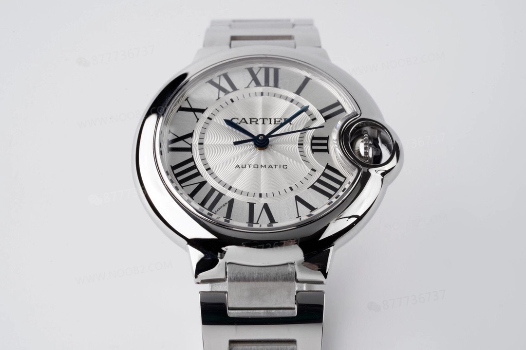 Gerçek-replika karşılaştırması: AF Factory Cartier Ballon Bleu 33 mm pembe kadran 076 orijinal mekanizma bir bakışta ele verir mi? — 4. fotoğraf