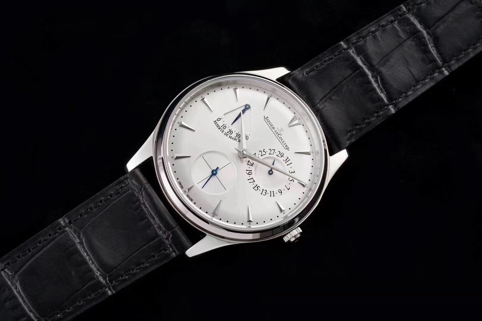 Gerçek-replika karşılaştırması: AZ Factory Joker — Jaeger-LeCoultre Master serisi 1378420 saat — 31. fotoğraf