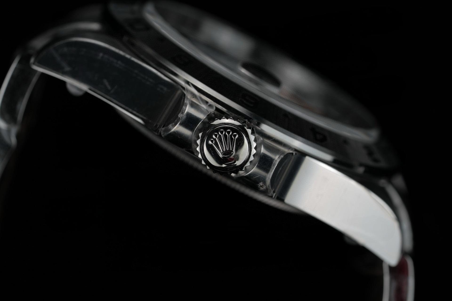 Gerçek-replika karşılaştırması: Clean Rolex Explorer II ile orijinalin karşılaştırması — 21. fotoğraf