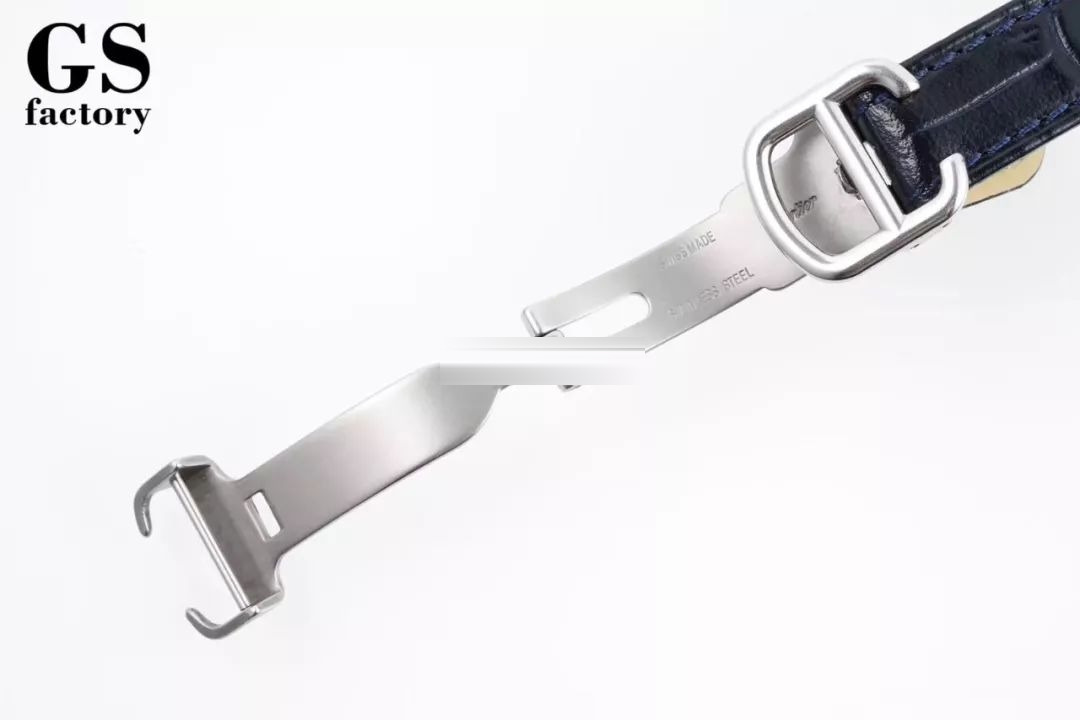 Gerçek-replika karşılaştırması: GS Factory Cartier Tank Américaine WSTA0016 kadın İsviçre kuvars mekanizmalı replika saat ile orijinali arasındaki fark nerede? Bu fabrika nasıl? — 18. fotoğraf