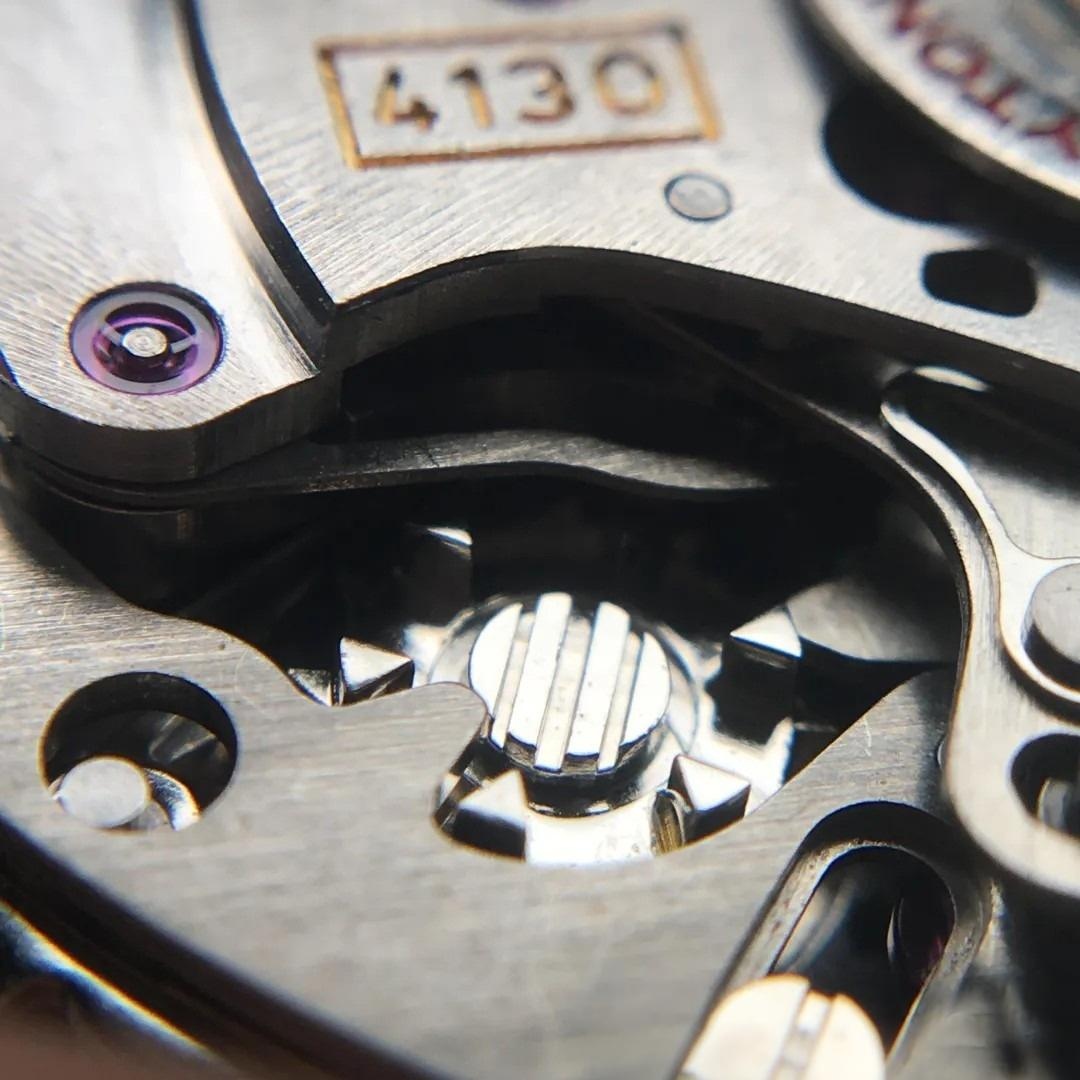 Gerçek-replika karşılaştırması: N Factory Rolex Daytona V3 sürümü 4130 mekanizması orijinalinden nasıl ayırt edilir? — 17. fotoğraf