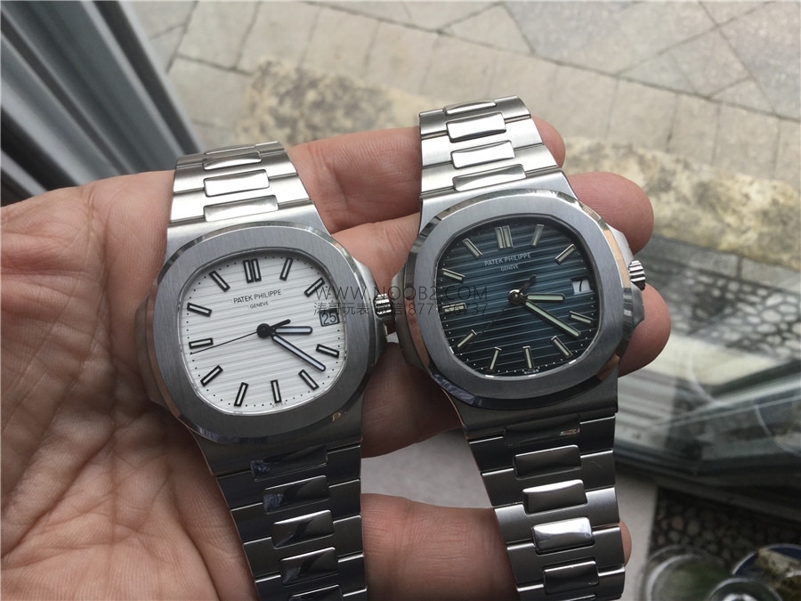 Gerçek-replika karşılaştırması: PPF Factory beyaz kadranlı Nautilus V2 versiyon replika saatin orijinal Patek Philippe 5711 mavi kadranlı ile karşılaştırma incelemesi — 28. fotoğraf