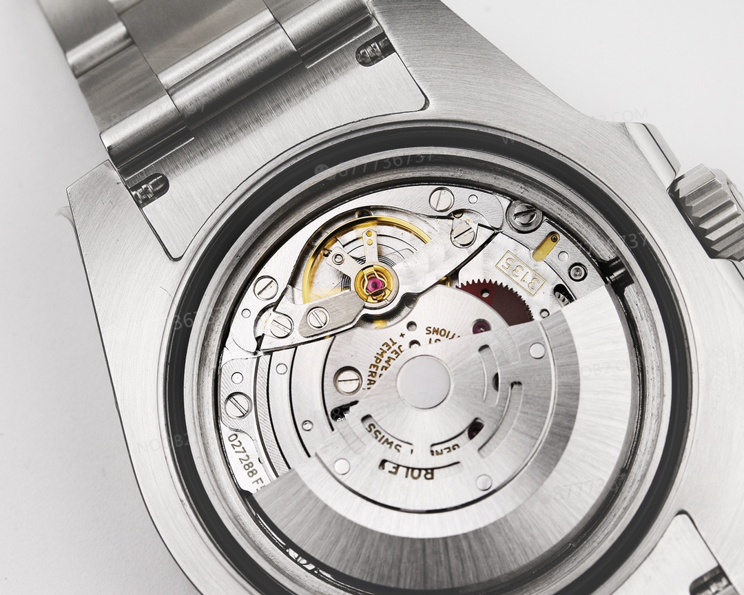 Gerçek-replika karşılaştırması: V6 Factory Rolex siyah Submariner 3135 mekanizması, orijinalle kıyaslandığında piyasa versiyonlarından hangi noktalarda daha iyi? — 33. fotoğraf