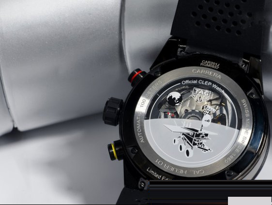 Gerçek-Replika Karşılaştırması: XF TAG Heuer Carrera Ay Yüzeyi Heuer 01 CLEP Özel Sürüm — 33. fotoğraf