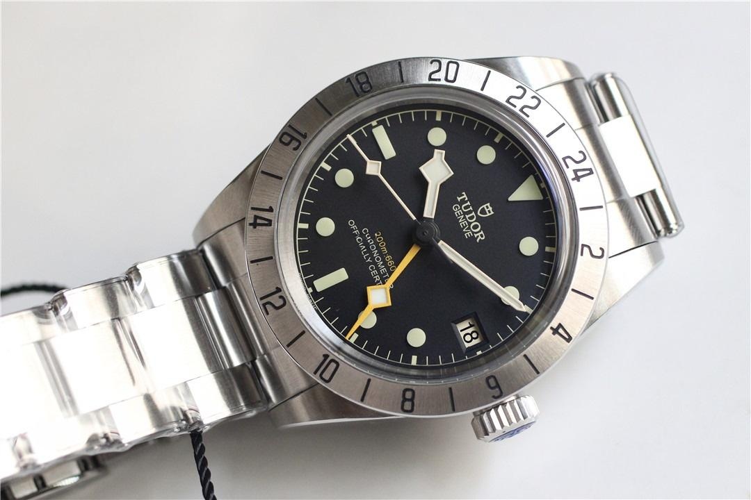 Gerçek-replika karşılaştırması: ZF Factory Tudor M79470 Black Bay 39 mm GMT ilk bakışta belli olur mu? — 13. fotoğraf