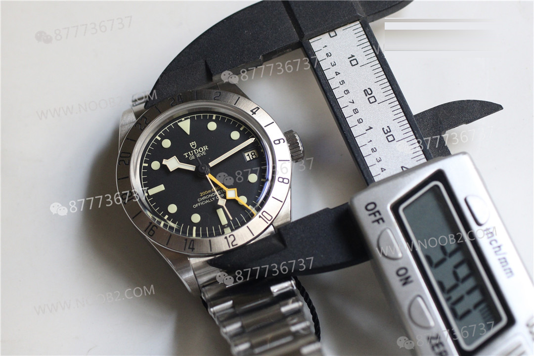 Gerçek-replika karşılaştırması: ZF Factory Tudor M79470 Black Bay 39 mm GMT ilk bakışta belli olur mu? — 22. fotoğraf