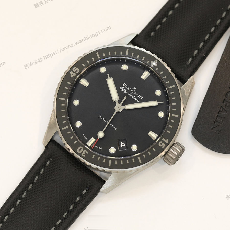GF Factory Blancpain Fifty Fathoms 50 Fathoms serisi 5000-1230-B52A saat (titanyum kasa) — 2. fotoğraf