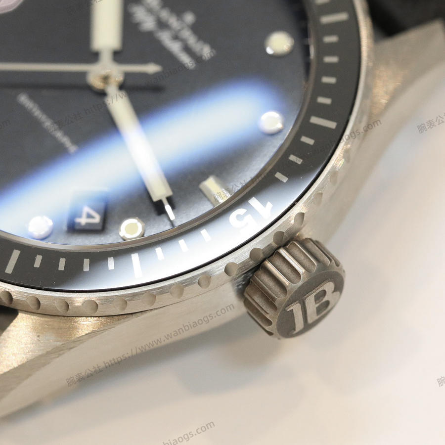 GF Factory Blancpain Fifty Fathoms 50 Fathoms serisi 5000-1230-B52A saat (titanyum kasa) — 6. fotoğraf