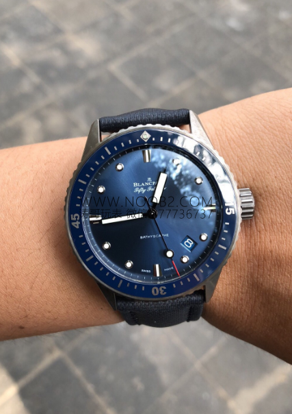 GF Factory Blancpain Fifty Fathoms 5000 mavi kadranlı seramik modelin işçiliği nasıl? ZF Factory modeli geride bırakabilir mi? — 16. fotoğraf