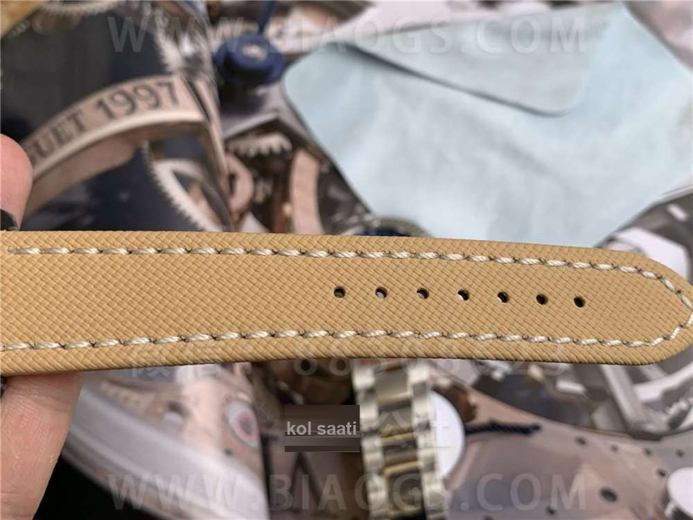 GF Factory Breitling Avenger 45 mm çift zaman dilimli saat işçilik incelemesi — 29. fotoğraf