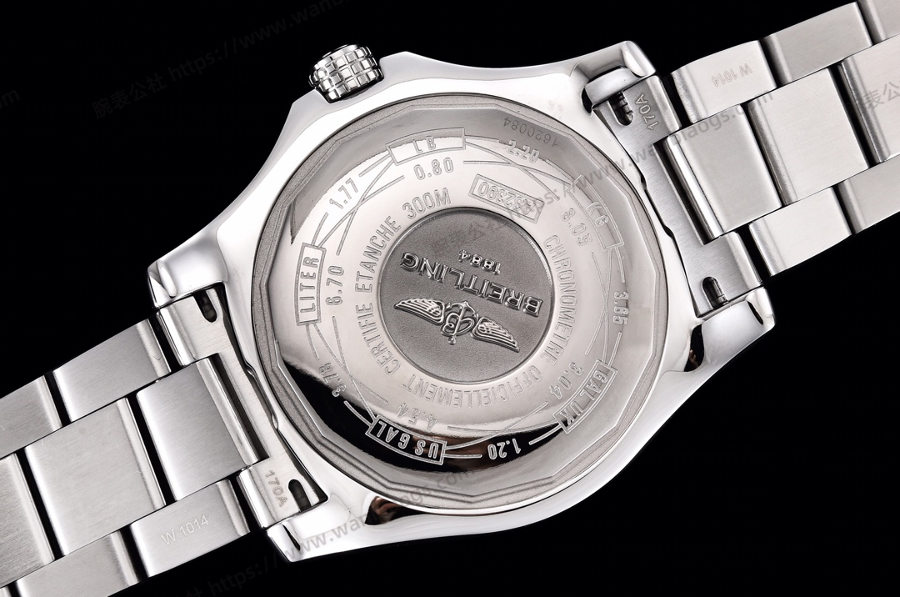 GF Factory Breitling Avenger II GMT Blackbird Replika Saat İncelemesi — 6. fotoğraf