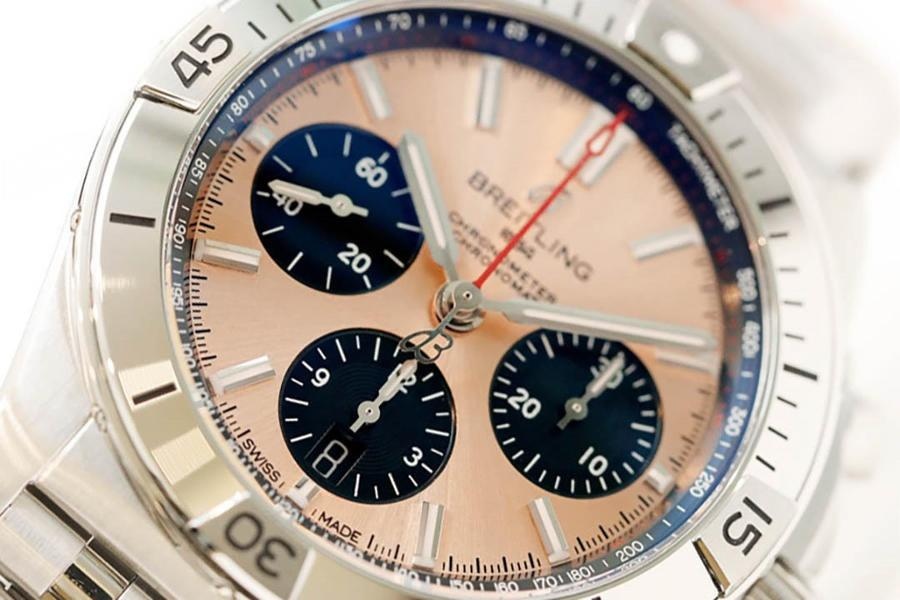 GF Factory Breitling B01 Kronograf serisi kol saati (bakır rengi kadran) incelemesi — 2. fotoğraf