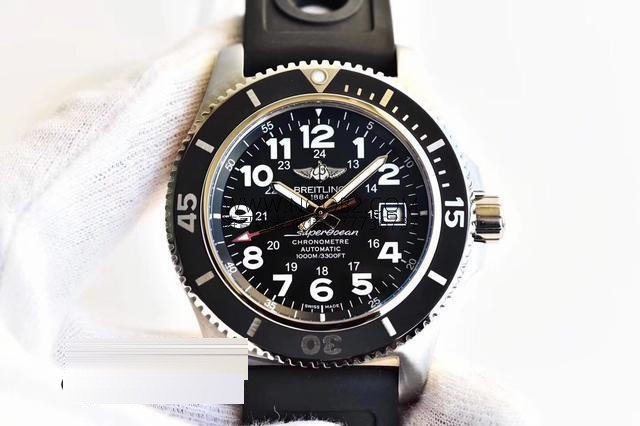 GF Factory Breitling Superocean 2. Nesil 44 mm 2824 mekanizmalı saat söküm ve orijinal karşılaştırmalı inceleme — 3. fotoğraf
