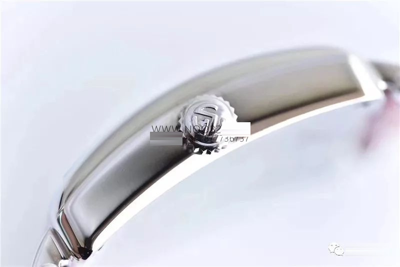 GF Factory Franck Muller 6002MQZ MASTER SQUARE kadın kuvars replika saat orijinalle karşılaştırıldığında nasıl? Elmas taşlı modeli var mı? — 18. fotoğraf