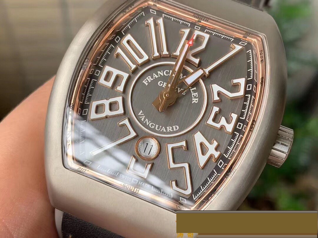 GF Factory Franck Muller V45 titanyum-gül altın versiyonu saat incelemesi — 4. fotoğraf