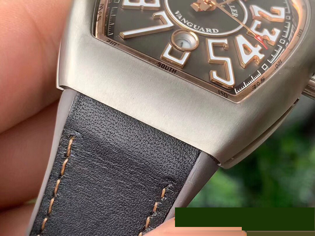 GF Factory Franck Muller V45 titanyum-gül altın versiyonu saat incelemesi — 9. fotoğraf