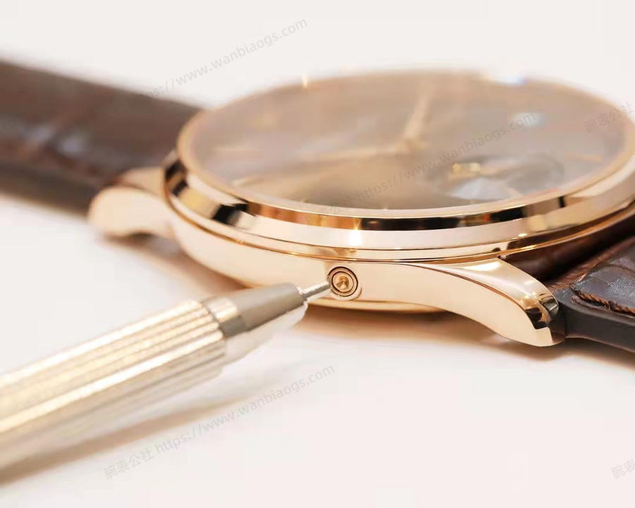 GF Factory Jaeger-LeCoultre Moon Phase 136255J (gri kadran) saat incelemesi — 8. fotoğraf