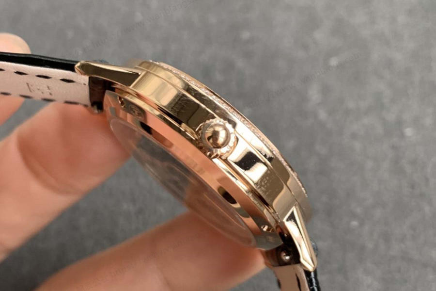 GF Factory Jaeger-LeCoultre Rendez-Vous gündüz-gece göstergeli 3442430 altın kaplama saat incelemesi — 4. fotoğraf