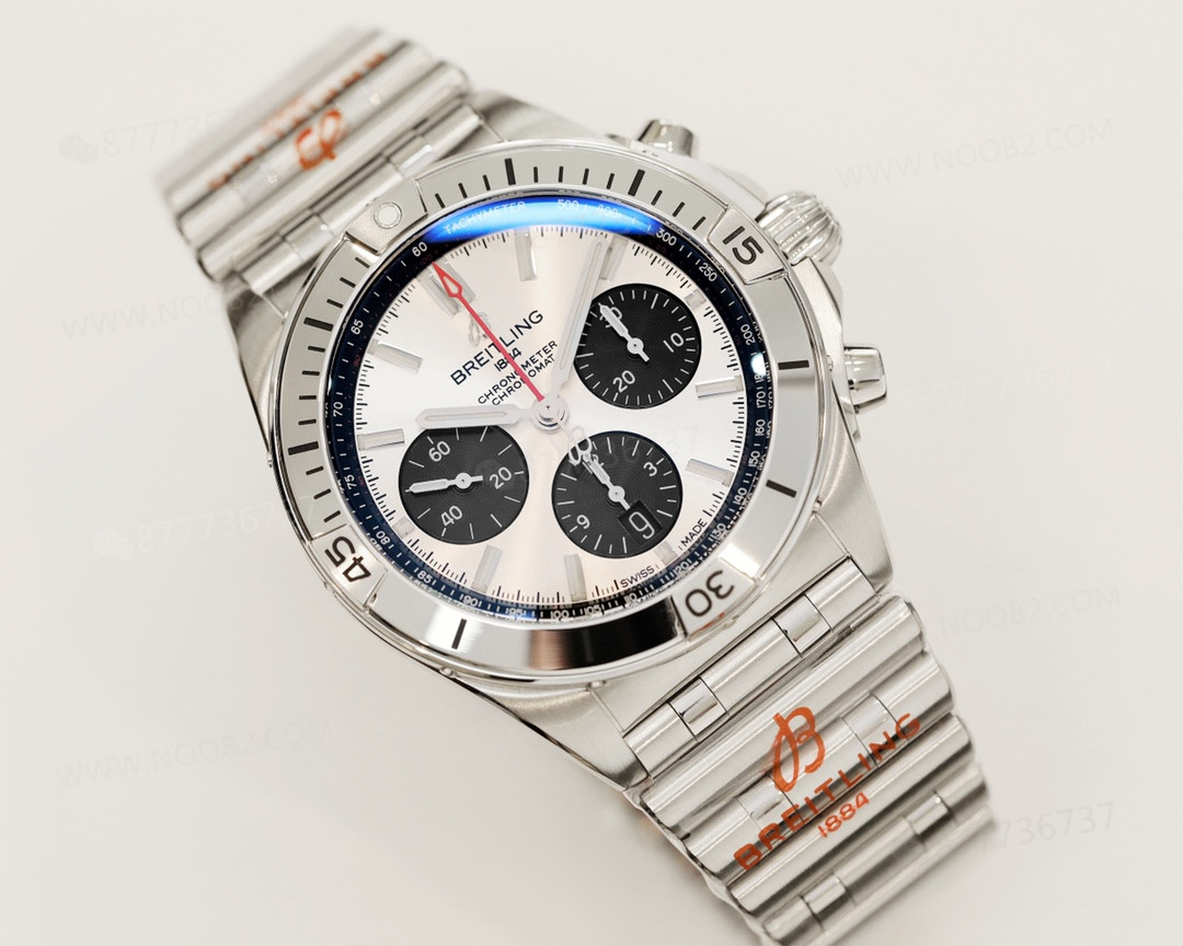 GF Factory Replika Breitling Chronomat retro mermi bilezikli 42 mm kronograf panda beyaz kadran — 1. fotoğraf