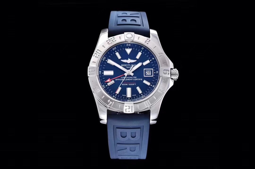 GF Factory V2 Breitling Avenger II GMT A3239011 güncellenmiş versiyon replika saat ile orijinal karşılaştırmalı inceleme — 14. fotoğraf