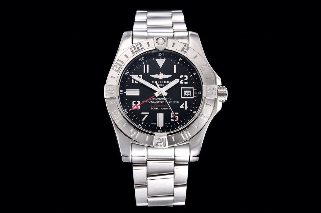 GF Factory V2 Breitling Avenger II GMT A3239011 güncellenmiş versiyon replika saat ile orijinal karşılaştırmalı inceleme — 16. fotoğraf