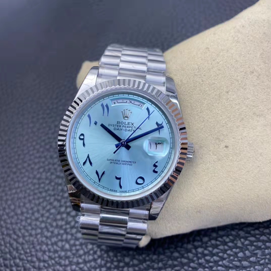 Replika Rolex Day-Date Arabic Buz Mavisi