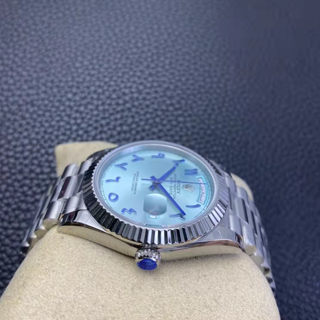 Replika Rolex Day-Date Kurma Kolu