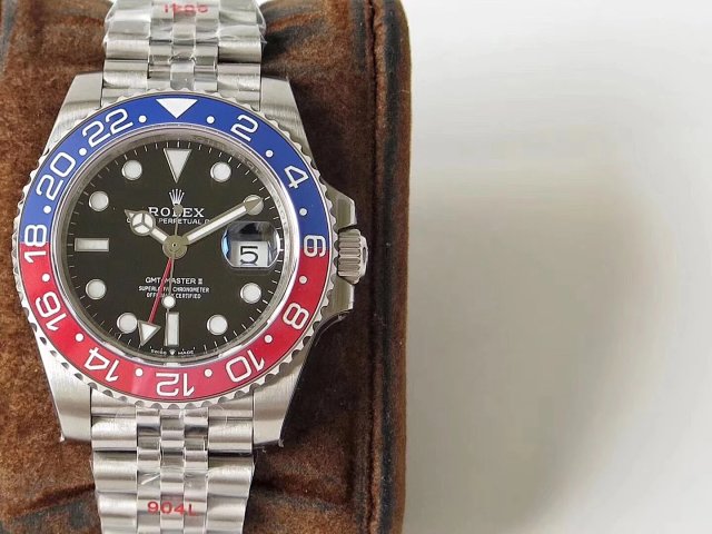 Replika Rolex GMT-Master II 126710