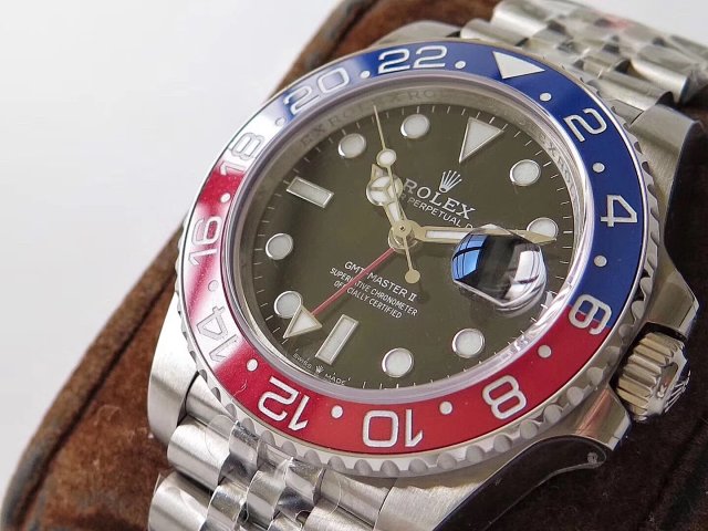 Replika Rolex GMT-Master II 126710 Pepsi