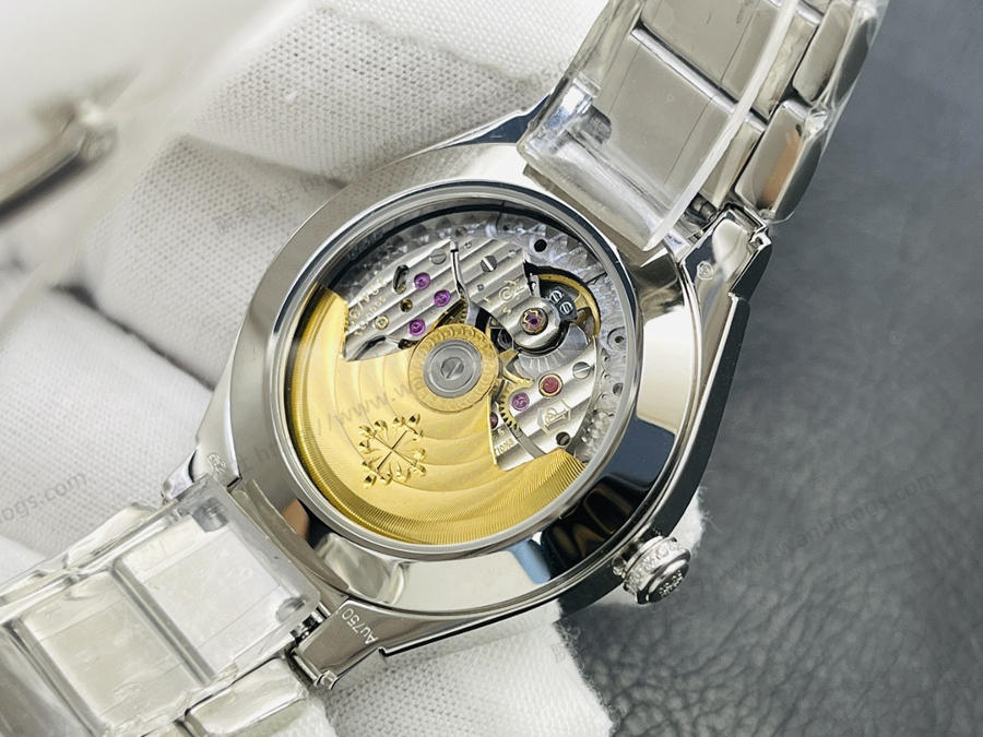 GR Factory2023 Patek Philippe Twenty~4 serisi 7300 göz alıcı bir çıkış yapıyor — 8. fotoğraf