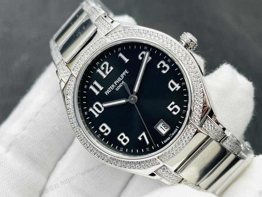 GR Factory2023 Patek Philippe TWENTY~4 serisi 7300 göz kamaştıran çıkışıyla geliyor — 2. fotoğraf