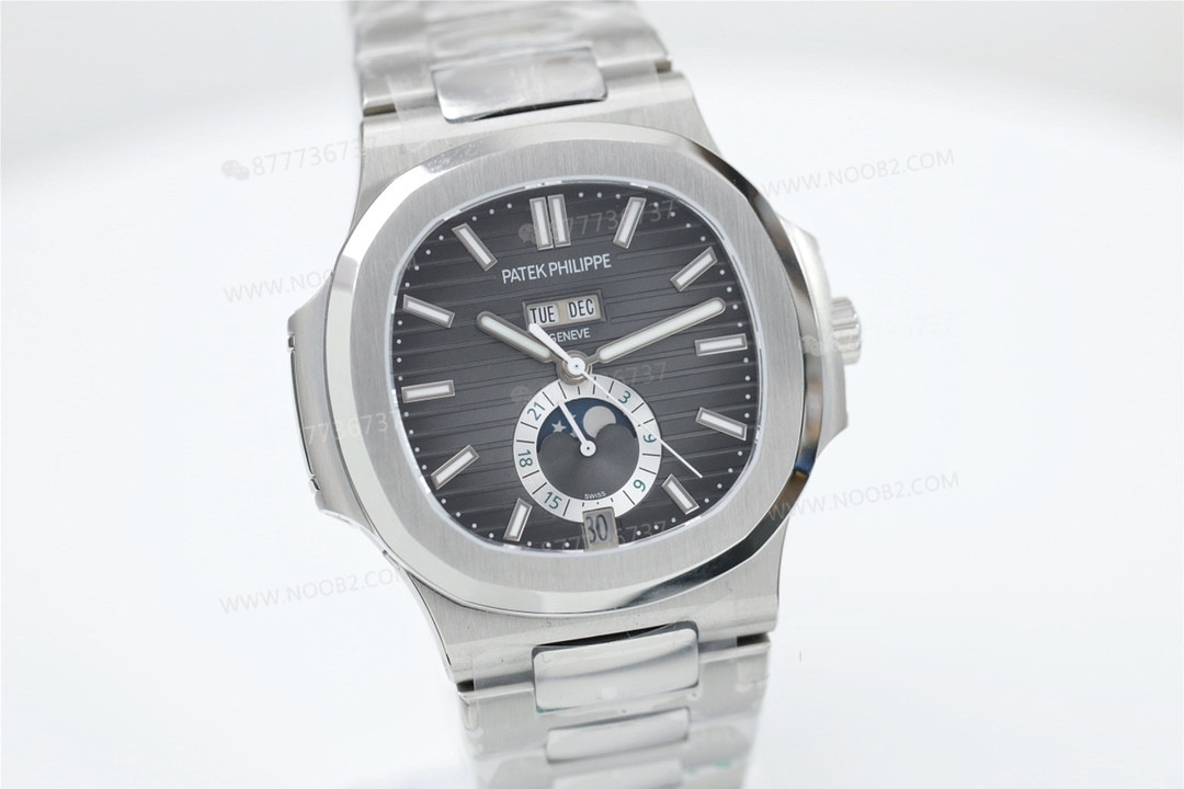 Green fabrikası Patek Philippe Nautilus yıllık takvimli 5726 ay evreli saat, siyah kadran — 4. fotoğraf