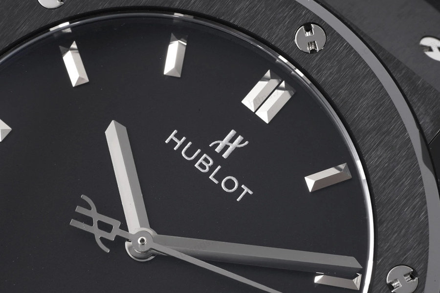 GS Factory HUBLOT Classic Fusion Serisi (Siyah Kadran) Seramik Saat İncelemesi — 5. fotoğraf