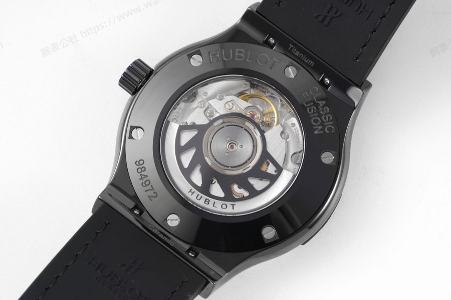 GS Factory HUBLOT Classic Fusion Serisi (Siyah Kadran) Seramik Saat İncelemesi — 9. fotoğraf
