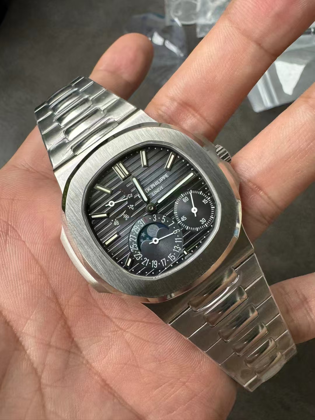 Replika Patek Philippe 5712 SS