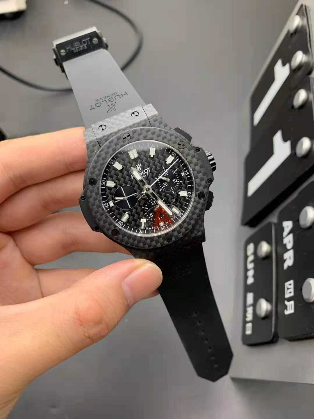 HB Factory Hublot Karbon Fiber Saat İncelemesi — 6. fotoğraf