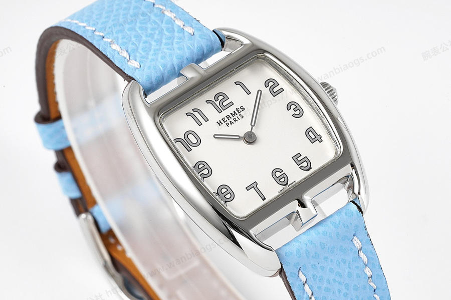 Hermès Cape Cod tonneau 26.5 MM kompakt paslanmaz çelik kol saati — 3. fotoğraf