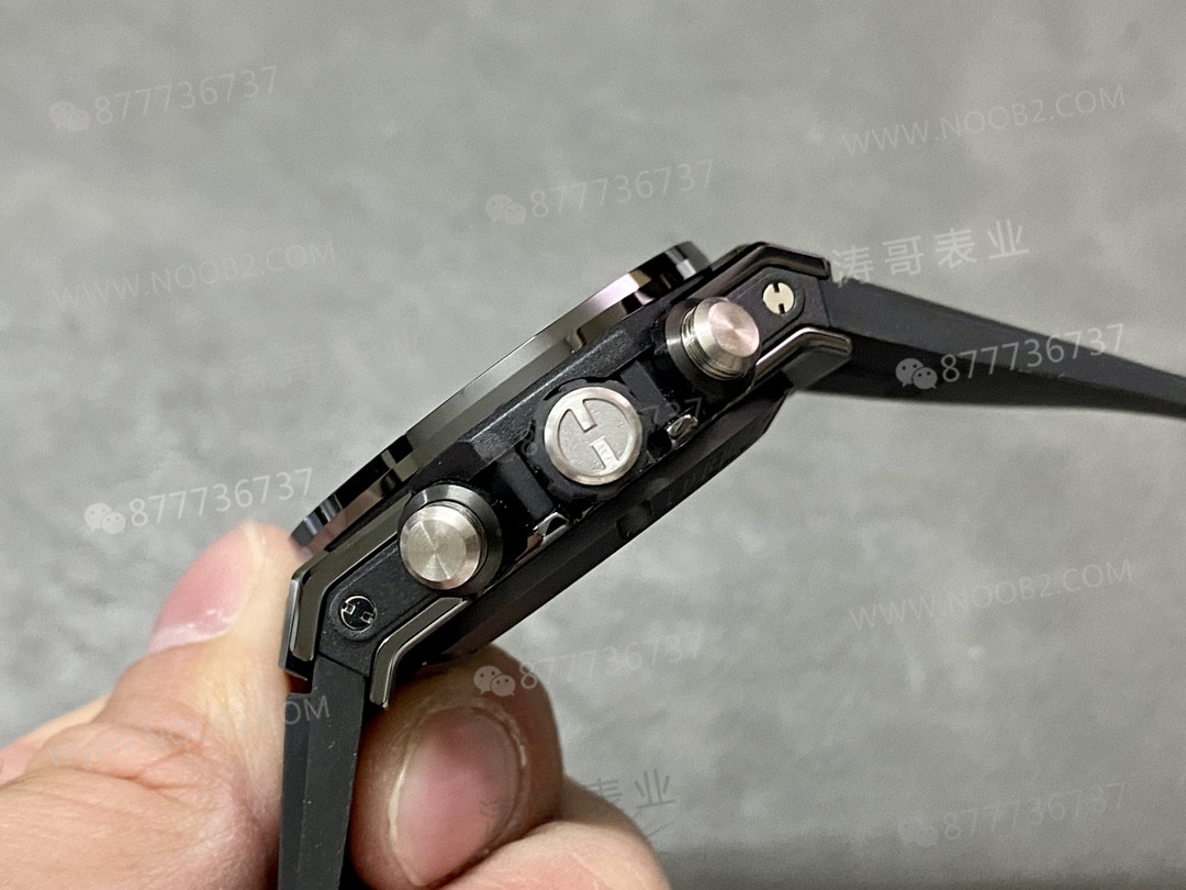 İnce bilekler için müjde: BBF Factory Hublot Big Bang 441 siyah seramik 42 mm kasa çapıyla geliyor — 6. fotoğraf