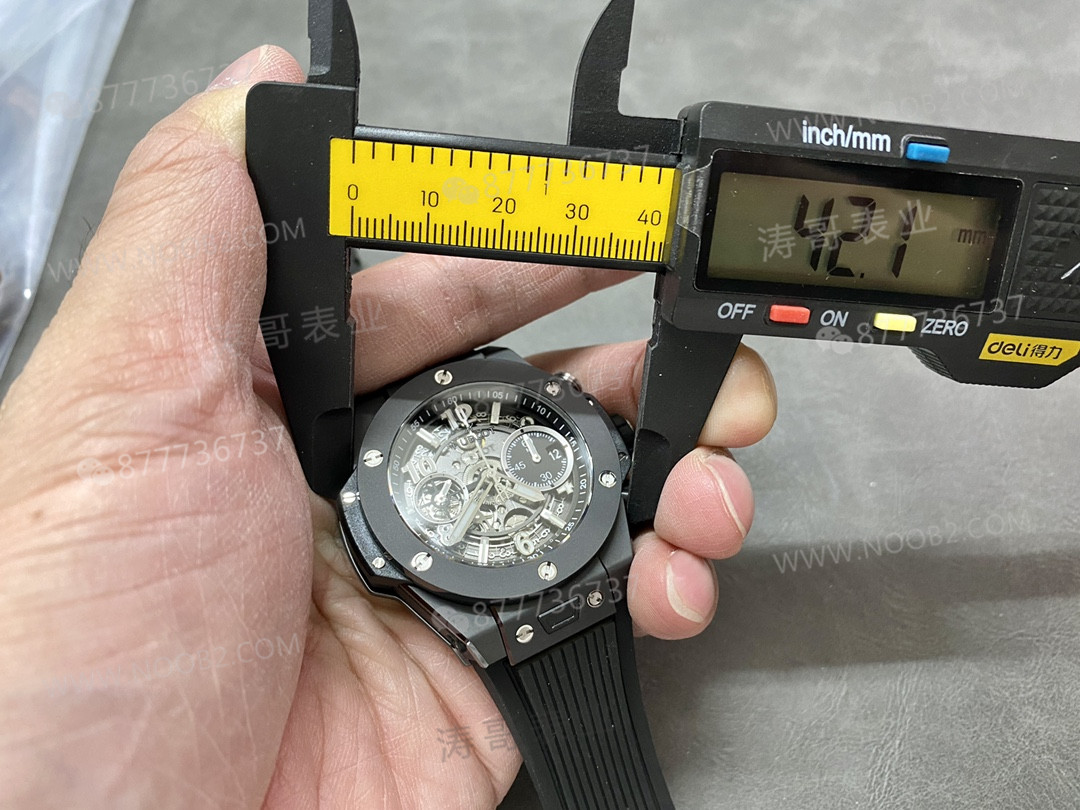 İnce bilekler için müjde: BBF Factory Hublot Big Bang 441 siyah seramik 42 mm kasa çapıyla geliyor — 7. fotoğraf