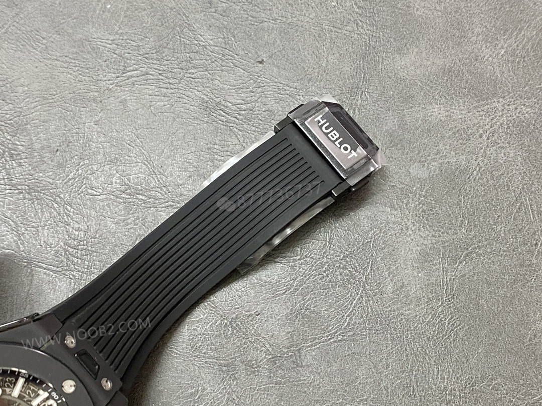 İnce bilekler için müjde: BBF Factory Hublot Big Bang 441 siyah seramik 42 mm kasa çapıyla geliyor — 13. fotoğraf