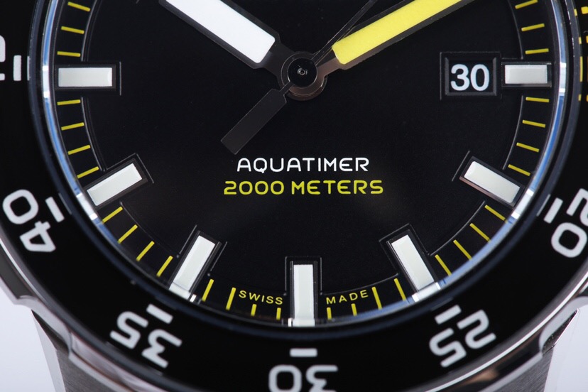 IWS Factory IWC Aquatimer serisi IW356802 çeyrek sarı/beyaz replika saat ile orijinal karşılaştırmalı incelemesi — 5. fotoğraf