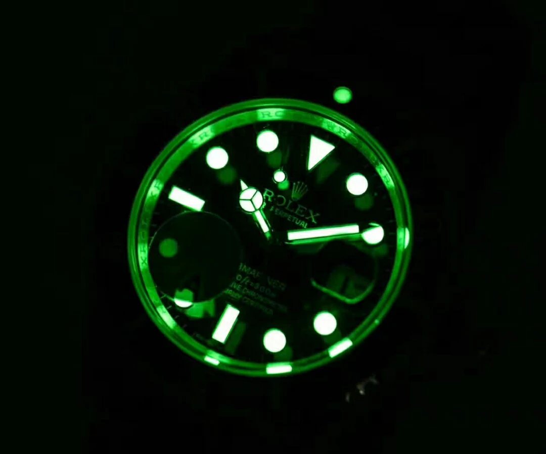 Replika Rolex Submariner 16610LV Kadran Lume